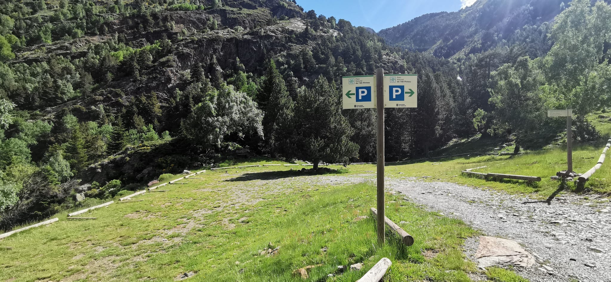 Senyal d'aparcament al Parc Natural de l'Alt Pirineu